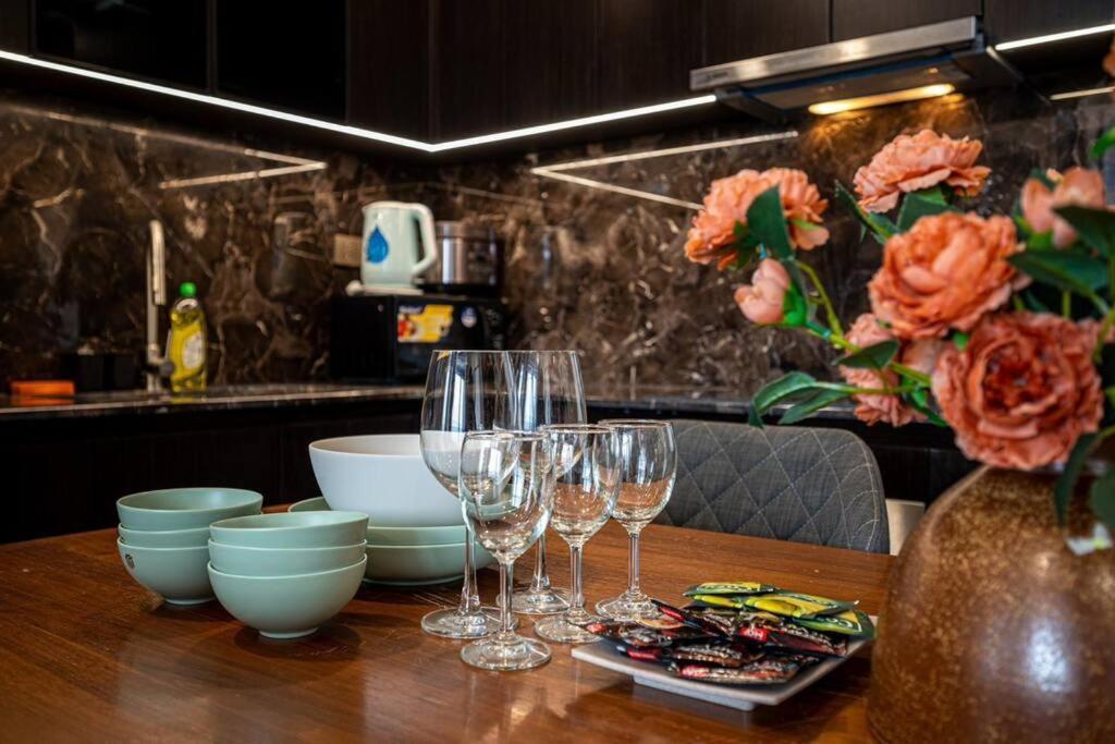 Căn hộ Luxury 1 Bedroom Flat In Thao Dien, District 2