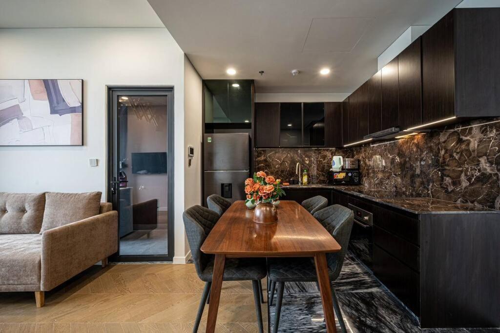 Luxury 1 Bedroom Flat In Thao Dien, District 2 TP. Hồ Chí Minh
